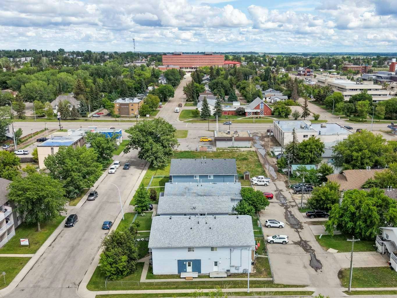 D-10029 105 Avenue, Grande Prairie, AB, T8V 1H2 - 25