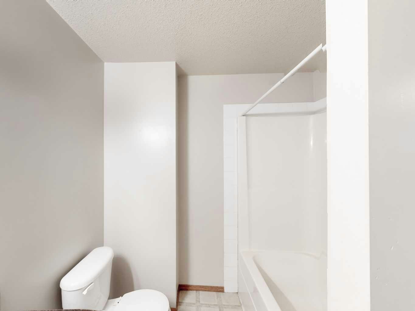 D-10029 105 Avenue, Grande Prairie, AB, T8V 1H2 - 22