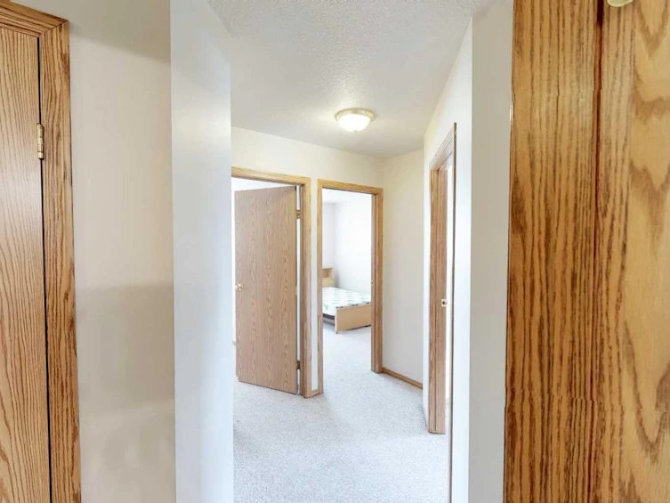 D-10029 105 Avenue, Grande Prairie, AB, T8V 1H2 - 13