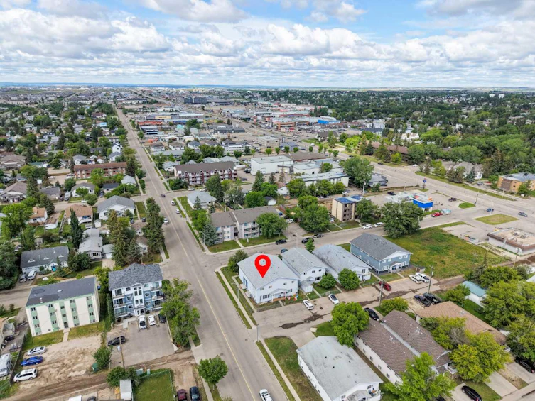 D-10029 105 Avenue, Grande Prairie, AB, T8V 1H2 - 27