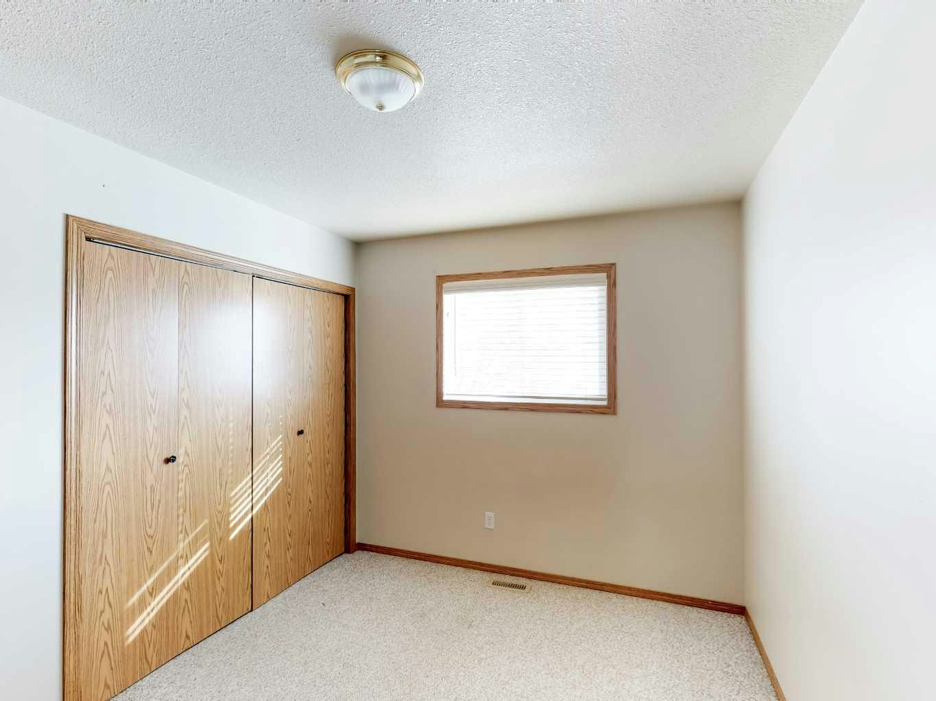 D-10029 105 Avenue, Grande Prairie, AB, T8V 1H2 - 17
