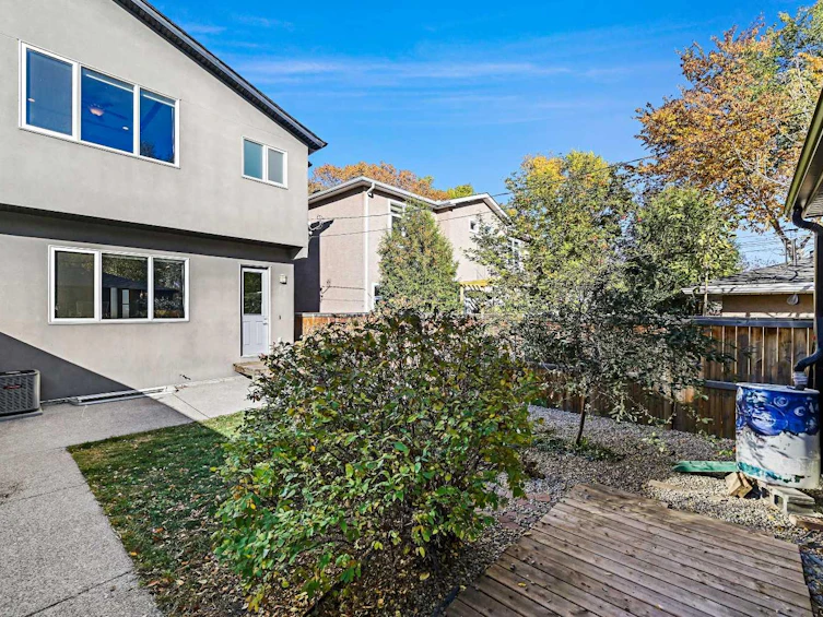 443 28 Avenue NW, Calgary, AB, T2M 2K7 - 40