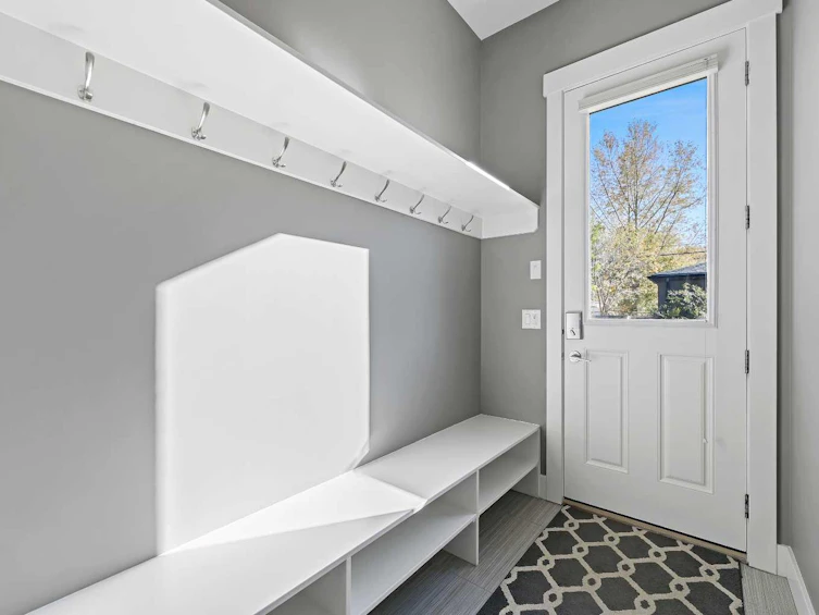 443 28 Avenue NW, Calgary, AB, T2M 2K7 - 38