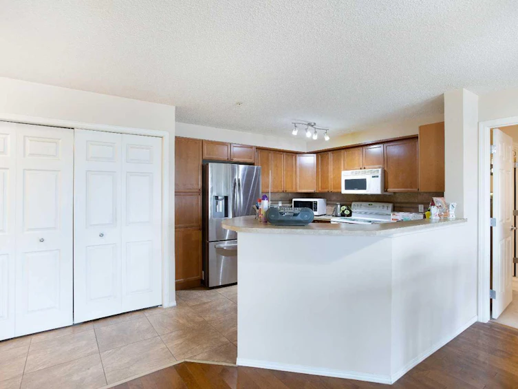 2107-5200 44 Avenue NE, Calgary, AB, T1Y 7L4 - 4