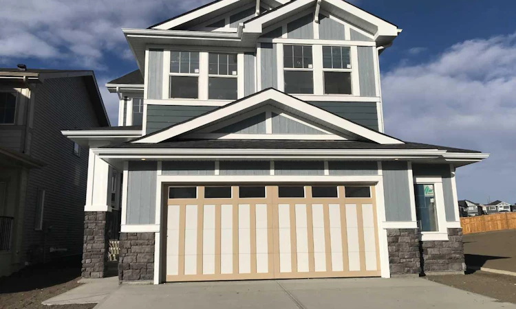 63 Sunrise Heath