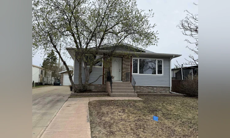 10303 105 Street W