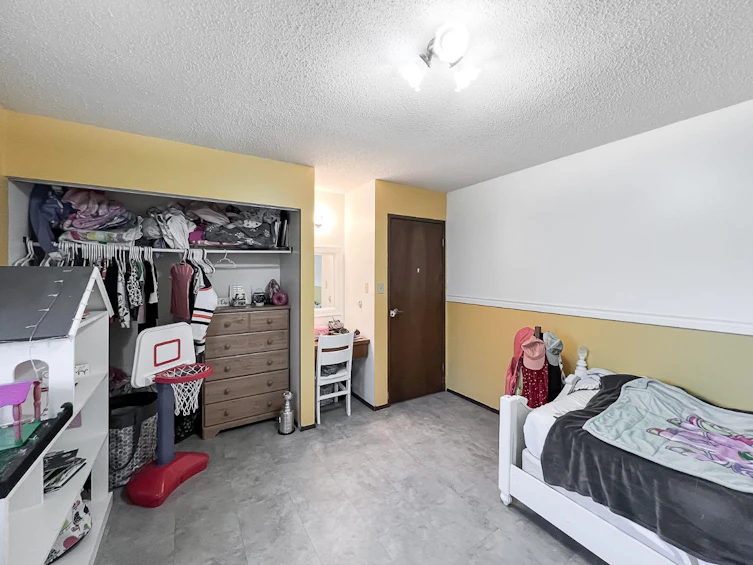 5124 49 Street, Smoky River M.D., AB, T0H 1S0 - 16