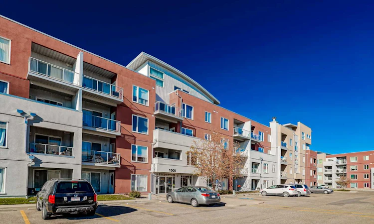 1318-604 East Lake Boulevard NE