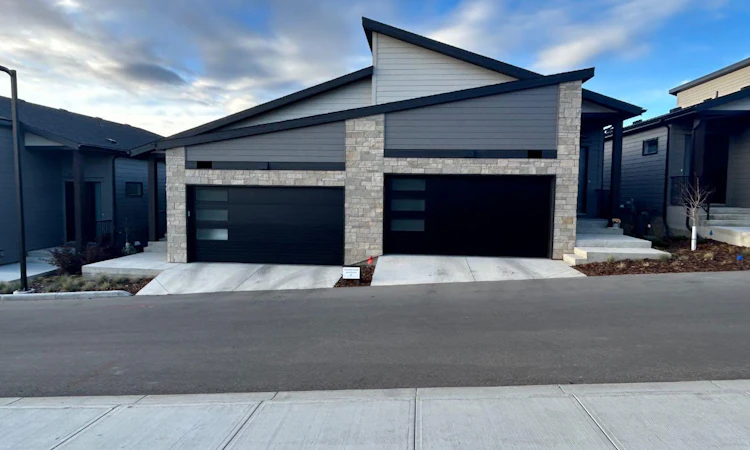 31 Royal Birch Cove NW