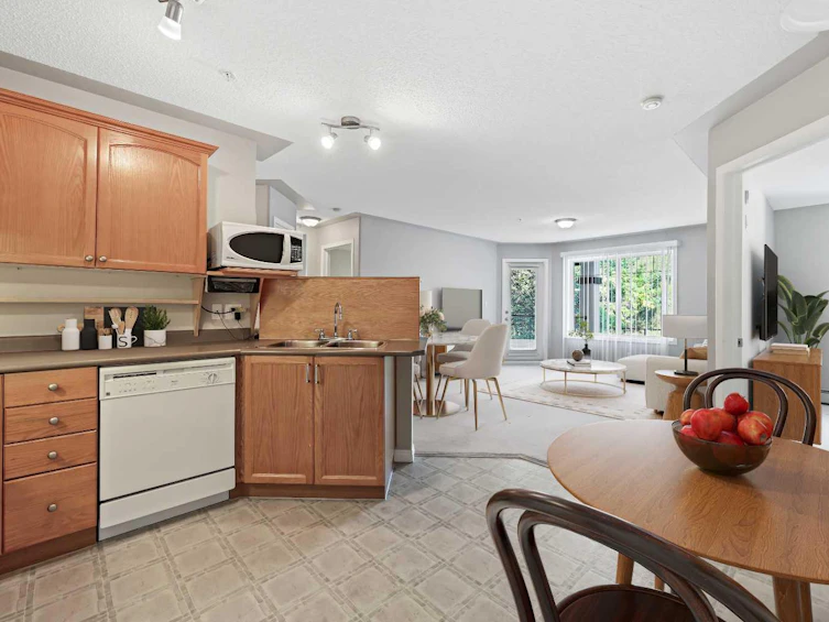 212-369 Rocky Vista Park NW, Calgary, AB, T3G 5K7 - 9