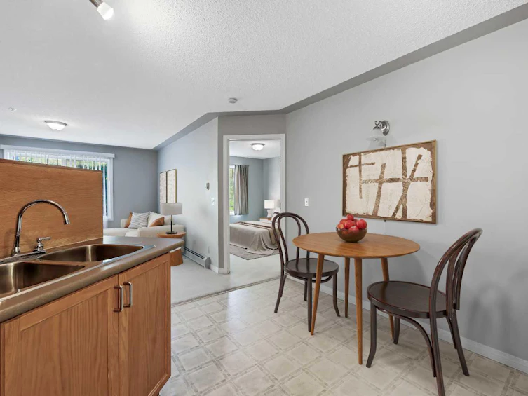 212-369 Rocky Vista Park NW, Calgary, AB, T3G 5K7 - 10