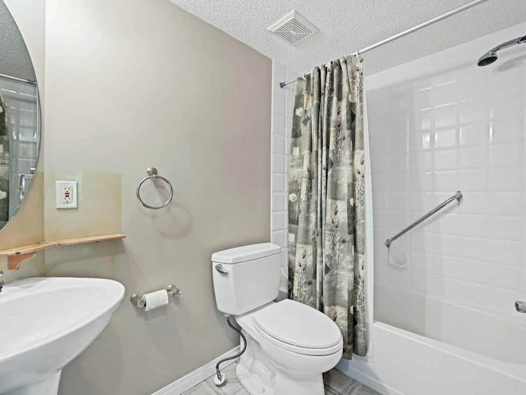 212-369 Rocky Vista Park NW, Calgary, AB, T3G 5K7 - 18