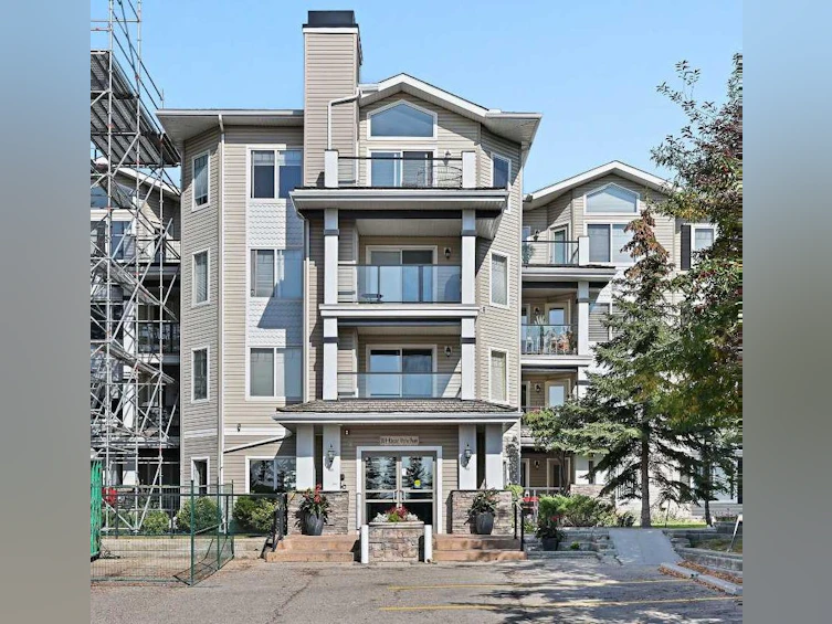 212-369 Rocky Vista Park NW, Calgary, AB, T3G 5K7