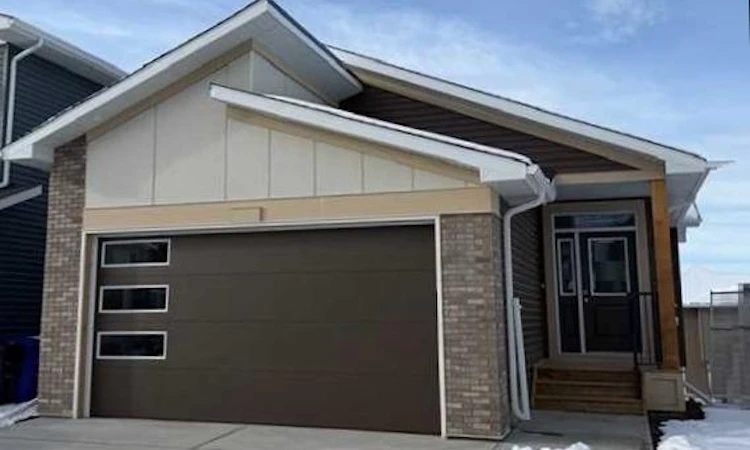 554 Rivercrest View
