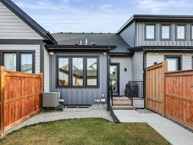 709 Marine Drive SE, Calgary, AB, T3M 3A3 - 43