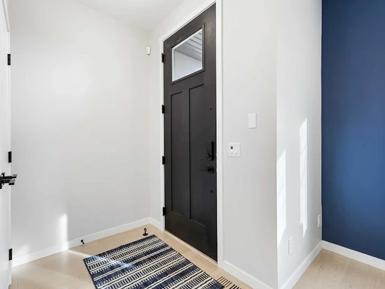 709 Marine Drive SE, Calgary, AB, T3M 3A3 - 3