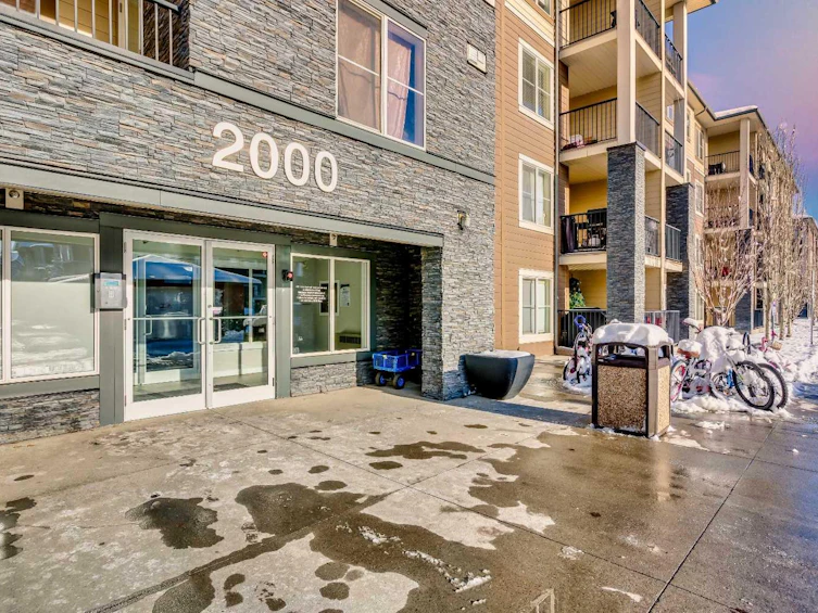 2316-81 Legacy Boulevard SE, Calgary, AB, T2X 2B9 - 2