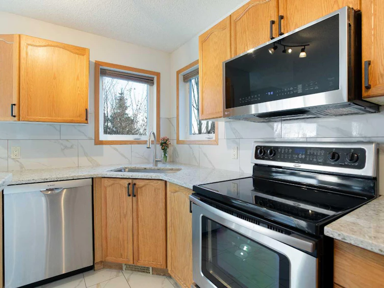 26 Cresthaven View SW, Calgary, AB, T3B 5Y2 - 7
