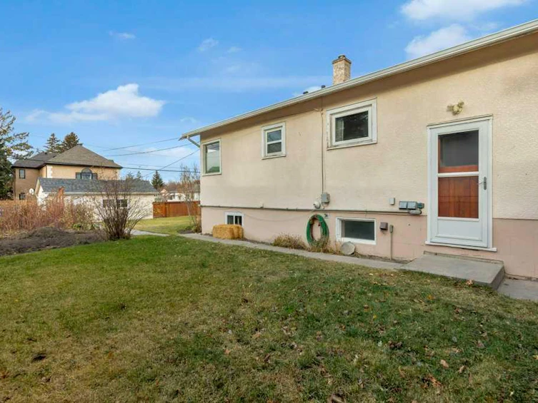 3423 Centre B Street NW, Calgary, AB, T2K 0V7 - 29