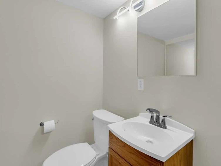 3423 Centre B Street NW, Calgary, AB, T2K 0V7 - 25