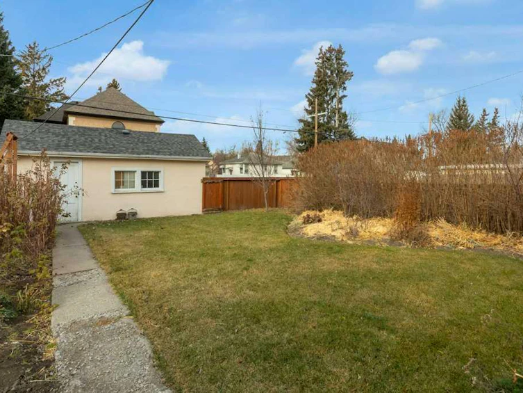 3423 Centre B Street NW, Calgary, AB, T2K 0V7 - 30