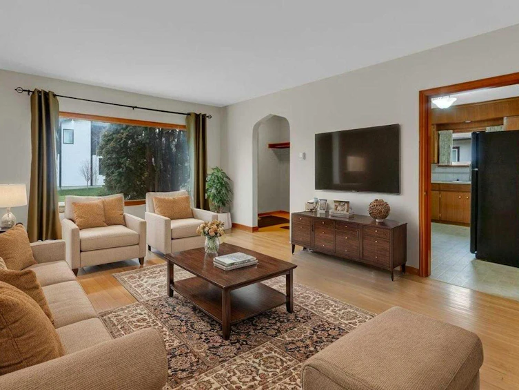 3423 Centre B Street NW, Calgary, AB, T2K 0V7 - 5