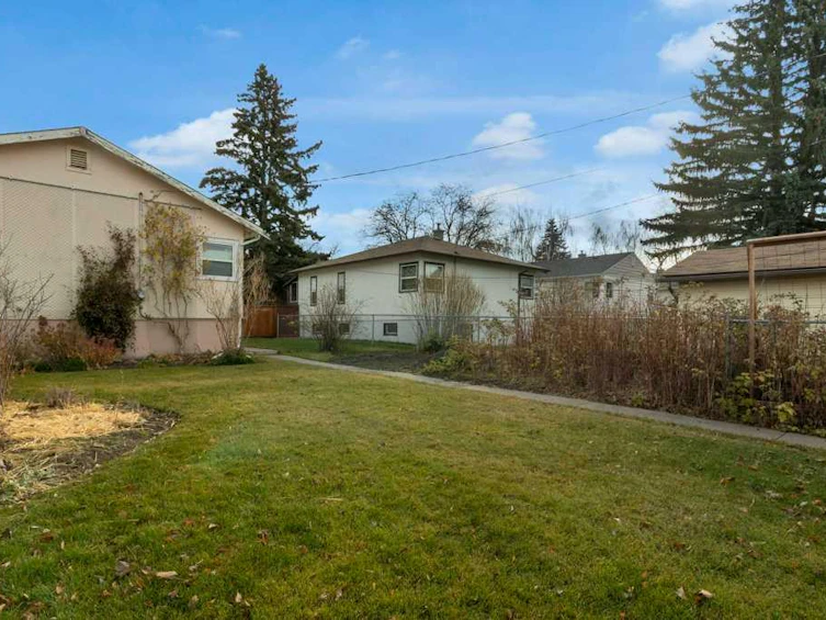 3423 Centre B Street NW, Calgary, AB, T2K 0V7 - 32
