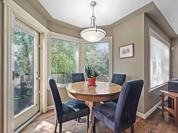 41 Strathridge Crescent SW, Calgary, AB, T3H 3R9 - 12