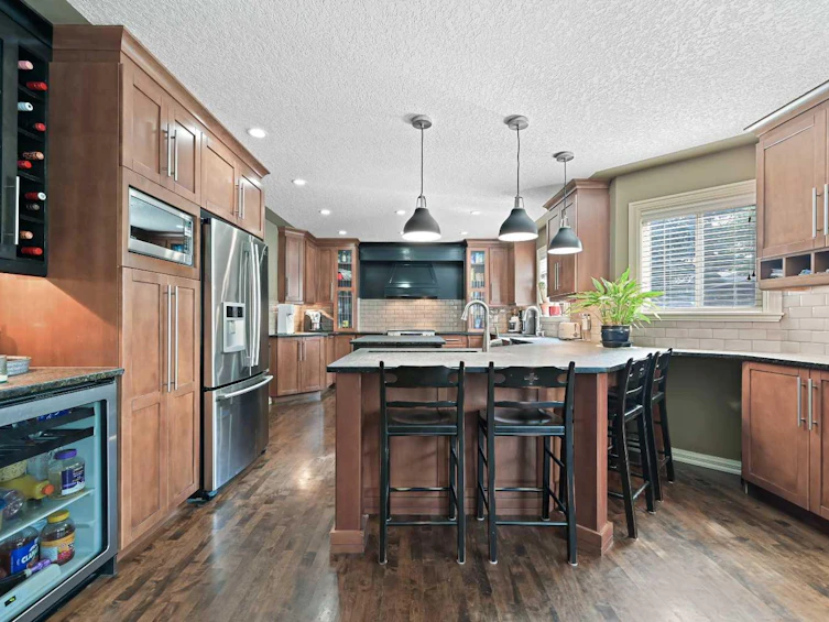 41 Strathridge Crescent SW, Calgary, AB, T3H 3R9 - 9