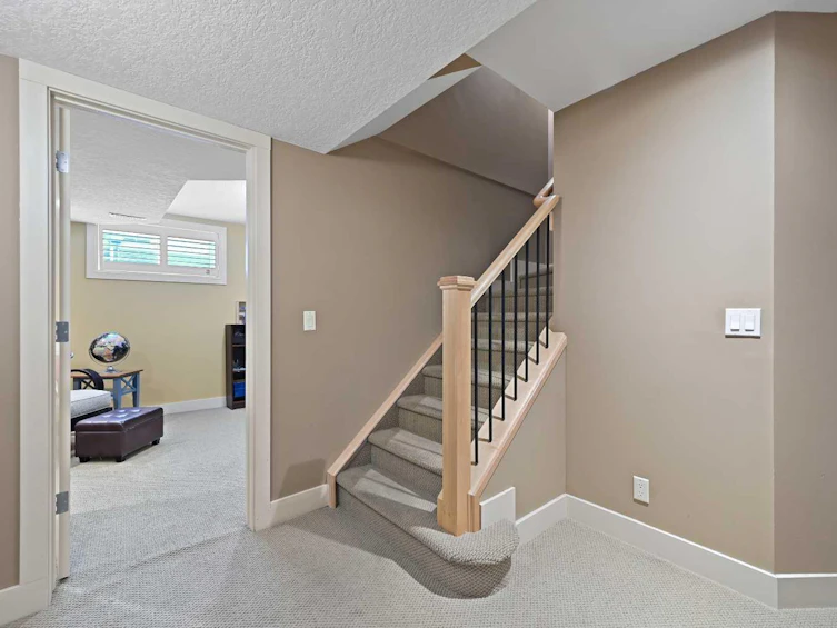 41 Strathridge Crescent SW, Calgary, AB, T3H 3R9 - 32