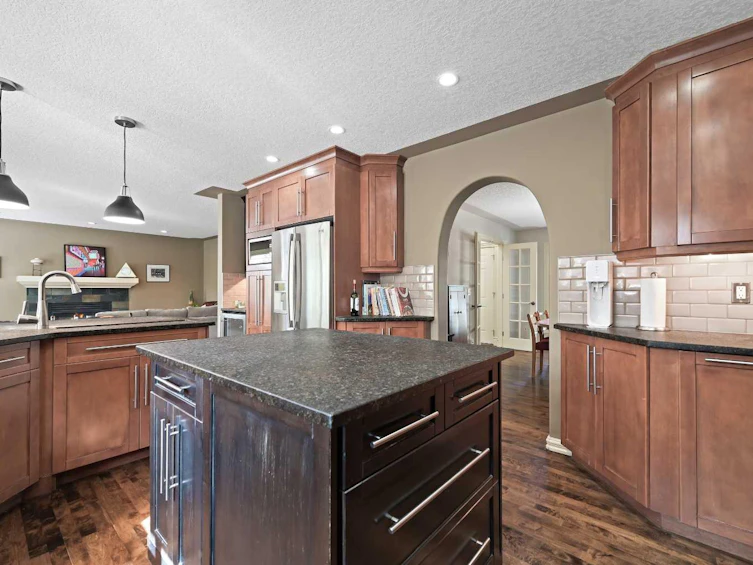 41 Strathridge Crescent SW, Calgary, AB, T3H 3R9 - 16