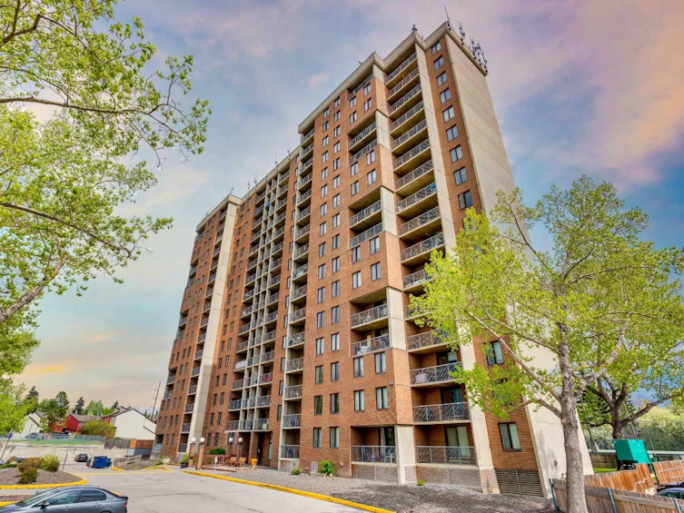 208-4944 Dalton Drive NW, Calgary, AB, T3A 2E6