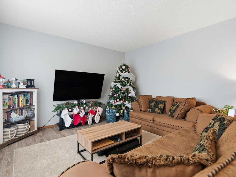 598-100 Jordan Parkway, Red Deer, AB, T4P 0B6 - 6