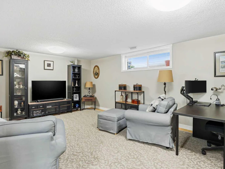 1-2 Hinshaw Drive, Sylvan Lake, AB, T4S 2J2 - 24