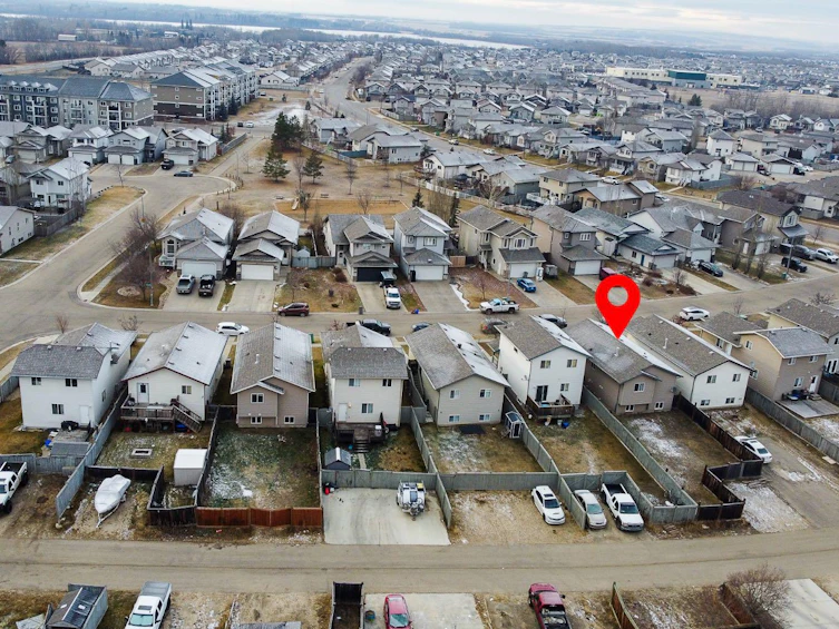 25 Pinnacle Crossing, Grande Prairie, AB, T8W 0A9 - 34