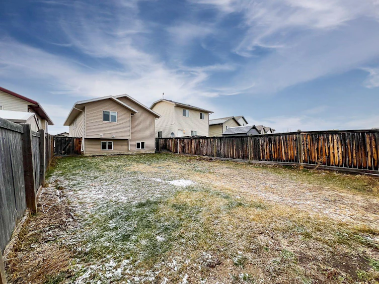17 Pinnacle Crossing, Grande Prairie, AB, T8W 0A9 - 27