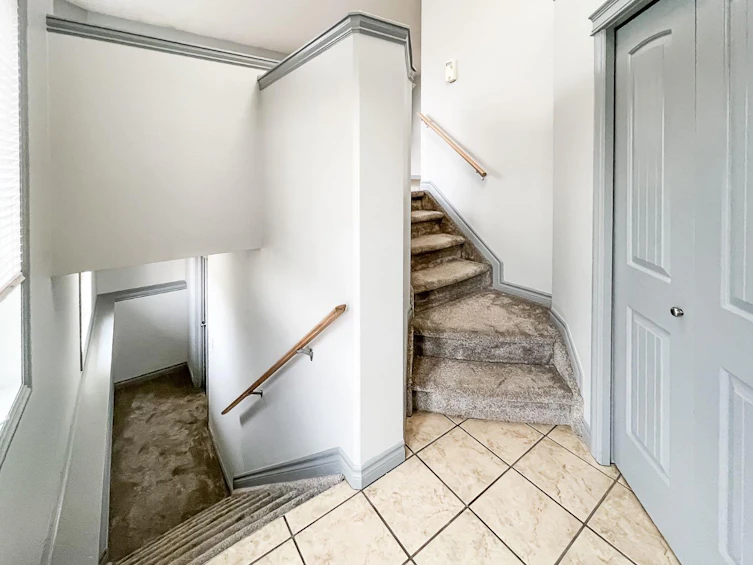 17 Pinnacle Crossing, Grande Prairie, AB, T8W 0A9 - 2