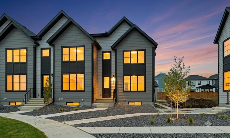 1125 Sailfin Heath