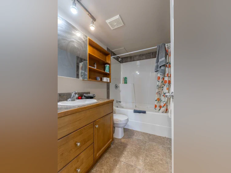 R101-2004 13 Avenue N, Lethbridge, AB, T1H 5B1 - 20