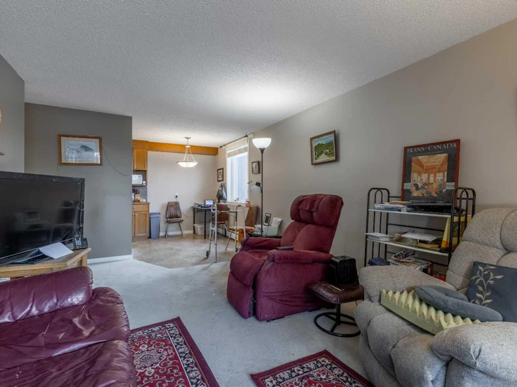 R101-2004 13 Avenue N, Lethbridge, AB, T1H 5B1 - 14