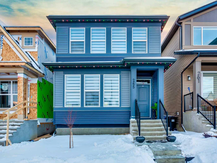 265 Belmont Way SW, Calgary, AB, T2X 4Z7 - 2