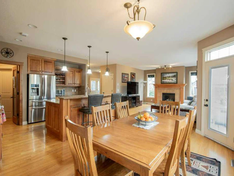 200 Cimarron Drive, Okotoks, AB, T1S 0A7 - 4