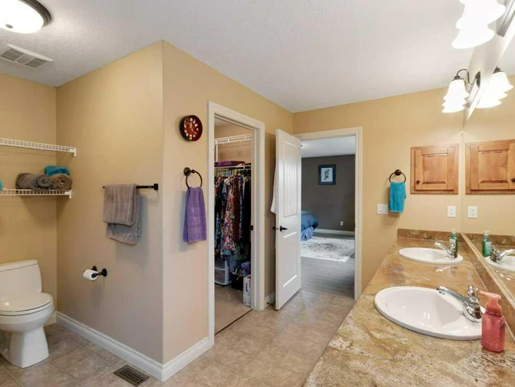 200 Cimarron Drive, Okotoks, AB, T1S 0A7 - 17