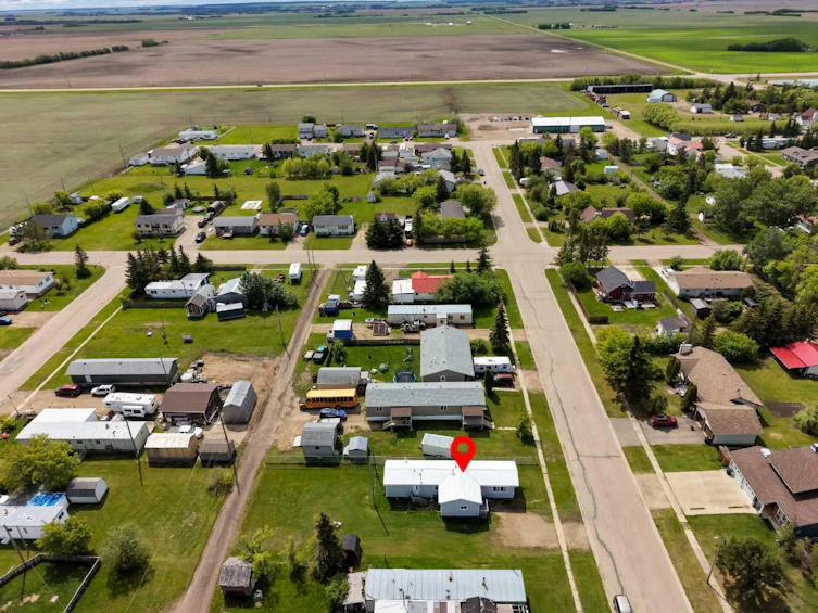 4919 1 Street, Smoky River M.D., AB, T0H 1G0 - 33