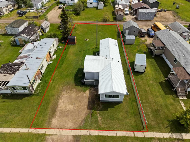4919 1 Street, Smoky River M.D., AB, T0H 1G0 - 31