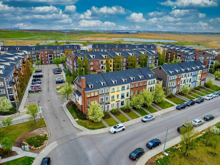 215 Copperpond Common SE, Calgary, AB, T2Z 1G5 - 33