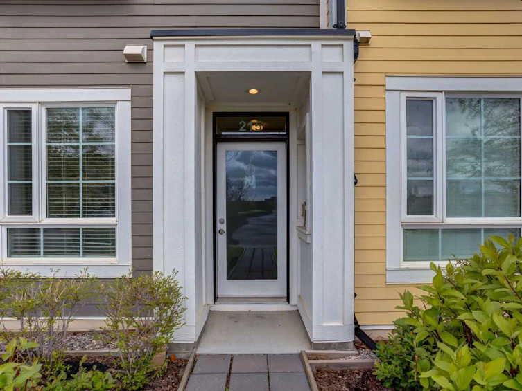 215 Copperpond Common SE, Calgary, AB, T2Z 1G5 - 5