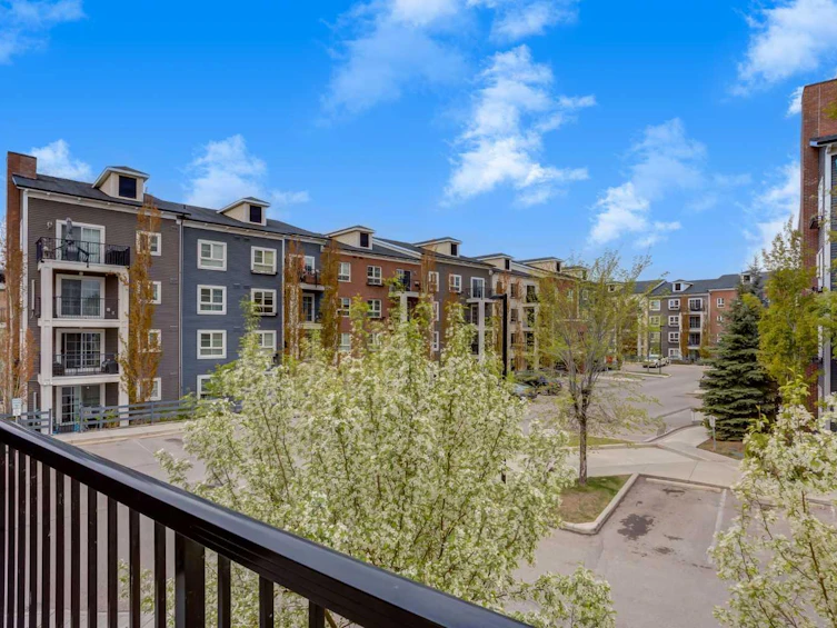 215 Copperpond Common SE, Calgary, AB, T2Z 1G5 - 27