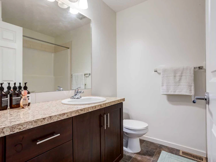 215 Copperpond Common SE, Calgary, AB, T2Z 1G5 - 20