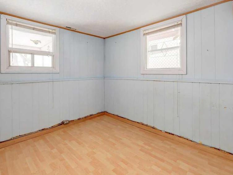 221 31 Avenue NE, Calgary, AB, T2E 2G1 - 20